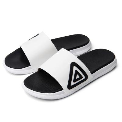 China Custom made outdoor sandals fashionable high quality non-slip home man summer lightweight new 2020 and woman shoes for sale