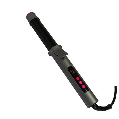 Κίνα Digital Display Hair Curling Iron Environmentally Friendly Alloy with Anti Scald Negative Ion Wand προς πώληση