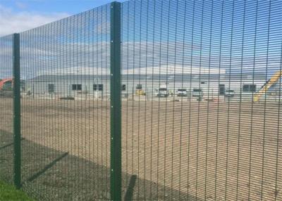 China 76,2 x subida anti soldada con autógena 12.7m m Mesh Fence del alambre 358 de Mesh Fencing 4m m en venta