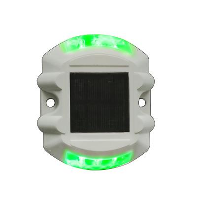 China Garden Led Solar Road Spike Reflective Road Stud Dock Light Cat Eye Flashing Pavement Marker for sale