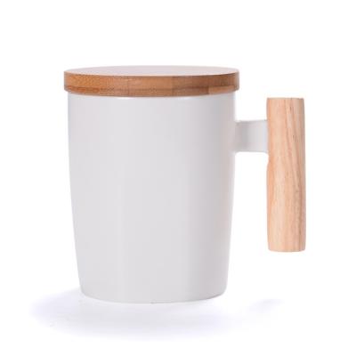 China 400ml Viable Hot Porcelain Matte Ceramic Coffee Tea Mugs Sets With Wooden Handle And Lid Water Beer Mug Ceramic Lids For Home Office for sale