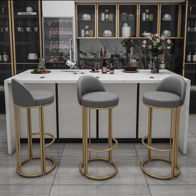 Chine Modern High Gold Outdoor Italian Colorant cadre métallique en fer Tabourets de bar pour restaurants à vendre