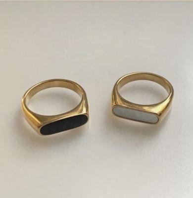 China Ring Fashion Trendy Stainless Steel PVD 18k Gold Free Rectangle Tarnish Seal Square Jewelry Black White Onyx Ring for sale