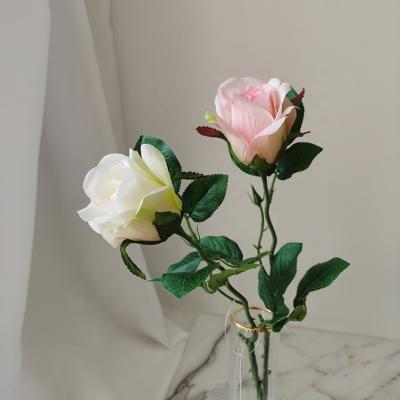 China Wedding Valentine's Day Home December Cheap Silk Flower Roses Artificial Flower Branches For Home Simulation Rose Stem Decor Popular Decoration for sale