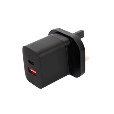 China UniversalÂ   Smallest Fast Charging Type-C 2.4A Wall Charger 2 PD Dual Fast Charging 18W 20W PD Usb Ports for sale