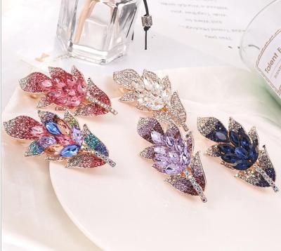 China Wholesale New Design Hair Decoration Rhinestone Hand-Beaded Rhinestone Crystal Hair Clips For Women Girls for sale