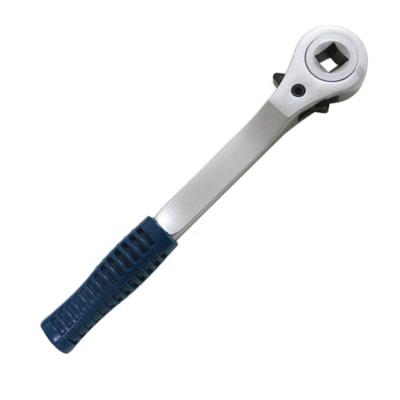 China Ratcheting and Resersible One Size Square Hole Ratchet Handle With Rubber Grip for sale