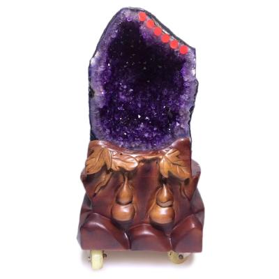 China Europe 29Kg Semi Precious Semi Precious Giant Home Decoration Amethyst Geodes 22.5*13*54Cm for sale