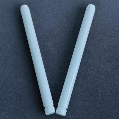 Chine Haute précision adaptée aux besoins du client Anti-portant la zircone industrielle anti-corrosive Rods en céramique à vendre