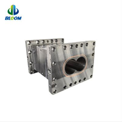 China Customized Twin Plastic Extruder Screw Barrel For Engineering Plastic PEEK Production for sale