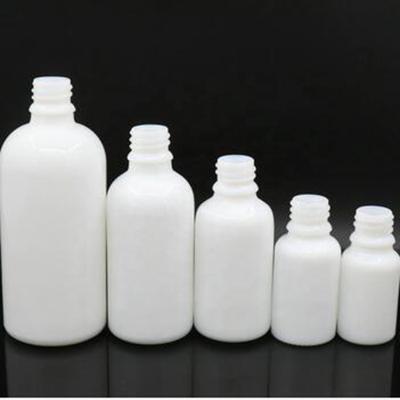 China Personal Care 10ml 15ml 30ml 50ml 100ml 200ml White Glass Dropper Bottle Opaque White Glass Bottle for sale