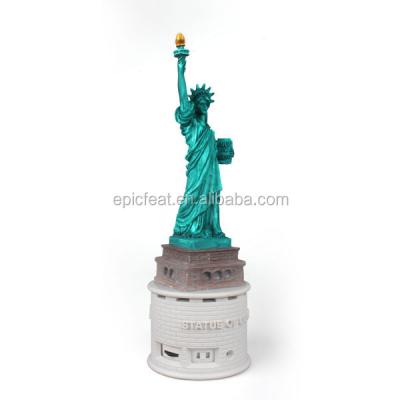 China FM USA Tourist Statue Of Liberty Wireless Speaker Resin Souvenirs for sale