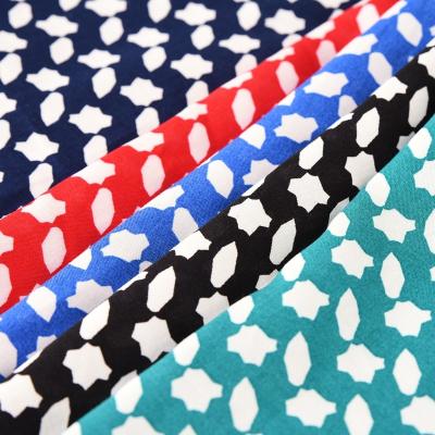 China Wholesale Price 45S Factory Anti Pill Screen Printing Border Rayon Design Viscous Fabric for sale