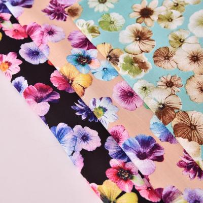 China Small MOQ Anti Pill Fashionable Woven Rayon Clothes Fabrics Digital Printing 100% Viscose Fabric For Suits for sale