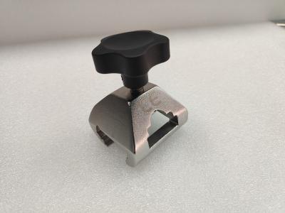 Chine Clamps de table d'opération en acier inoxydable pour instruments chirurgicaux à vendre