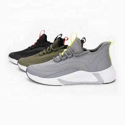 China CUSHIONING cushion fly to knit to mesh air upper breathable fashion comfortable men's leisure sports shoes 2021 for sale