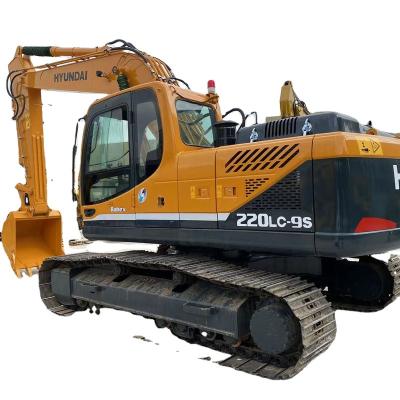 China Stable performance used Hyundai 220LC-9Ssale in China earthmoving machinery with long arm and good engine for sale