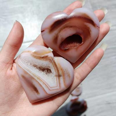 China China Factory Direct Sale Natural Polished Carnelian Hand-carved Heart Healing Crystal Heart For Decoration for sale