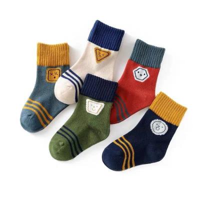 China Wholesale QUICK DRY Cheap Bagged 5 Pairs Cute Thick Terry Baby Socks Kids Socks for sale