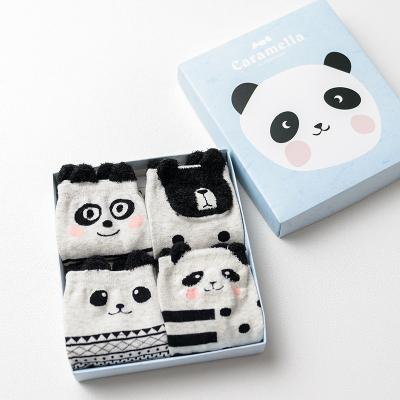 China 2021 Spring New Child Gift Box QUICK DRY 4 Pairs Wetsuit Animal Male And Female Baby Socks for sale