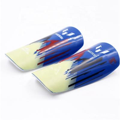 China PU Leg Plate Football Leg Guard Plate Crus Durable Hot-selling High Quality Non-Slip Sporting Goods for sale