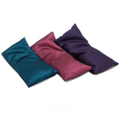 China Microwavable Heated Removable Washable Weighted Therapy Satin Flaxseed Lavender Eye Pillow Yoga Meditation for sale