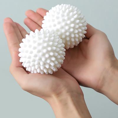 China Manufacturer Cleaning Plastic Reusable Clothes Washing Balls Laundry Cleaning Balls for sale