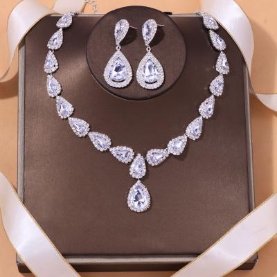 China New CLASSIC Water Drop Rhinestone Necklace Set Bride Wedding Jewelry Set Double Water Drop Crystal Earrings for sale