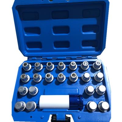 China High Hardness Wheel Lock Lug Nuts Set , Automotive Anti-Theft Wheel Screws Key Removal Plug Kit For VAG for sale