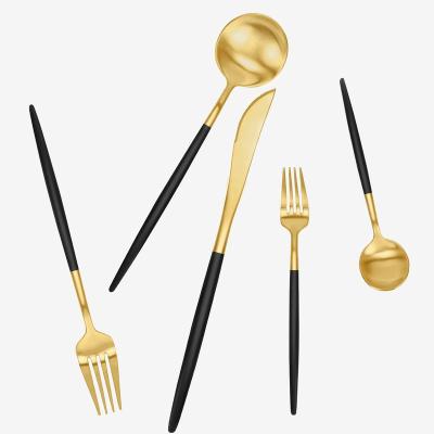 China Viable Factory Long Handle Set Matte Black Stainless Steel Gold Flatware Flatware Wedding for sale