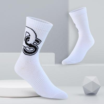 China China OEM Socks Manufacturer Women High Quality Sporty White Cotton Sock Custom OEM Socks With Logo Design Polyester Crew Girl Socks for sale