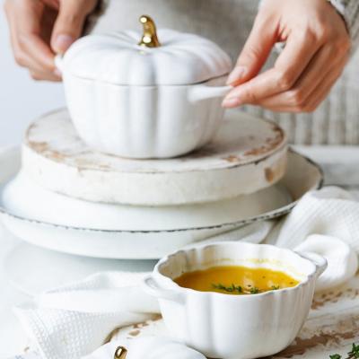 China New Sustainable Creative Soup Bowl Porcelain Dinnerware Pumpkin Shape White Ceramic Dinnerware Bowl With Handle for sale