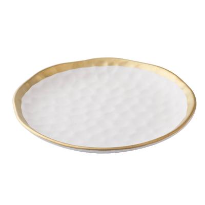 China Sustainable Modern Simple White Christmas Dinner Plates Wedding Gift Ceramic Dish With Gold Rim for sale