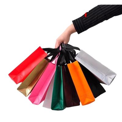 China BIODEGRADABLE Eco Friendly Recyclable Printing Bag PP Non Woven Shopping Bag Customized Promotional Non Woven Printing for sale