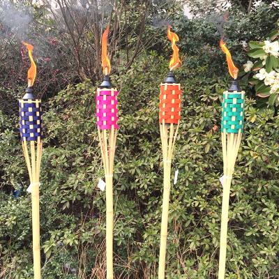 China Garden Park 150cm Square Outdoor Bamboo Torch Tiki Torch With Weaving Black Color Canister Multicolor Garden Torch for sale