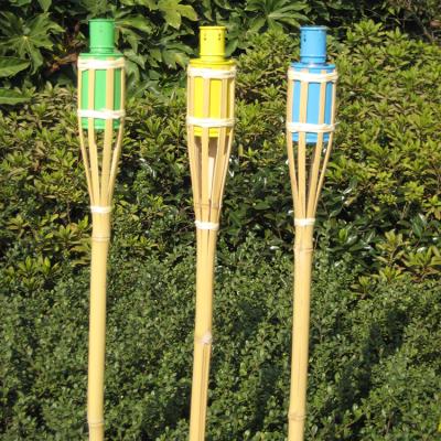 China Outdoor Bamboo Tiki Torch 120CM Canister Garden Torch Natural Garden Torch No Weaving Colored for sale