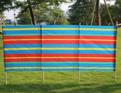 China Outdoor Wooden Pole Windbreak Beach Screen for sale