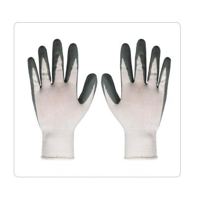 Chine Gants blancs de travail de Grey Nitrile Dipped Liquids Resistant de polyester de laboratoire à vendre