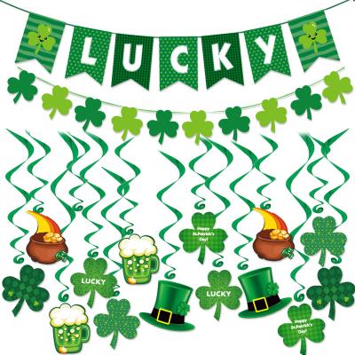 China Swirl green decoration Ireland Lucky Clover Flag Happy St of 2022 party paper supplies. Patrick's day banner for sale