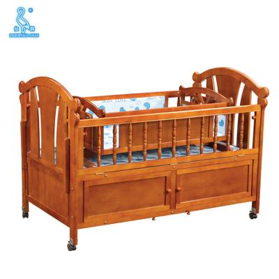 China Durable New Style 0289B Multifunctional Hand Carved Pine Wood and MDF Material Wooden Babies Cribs For Europe for sale