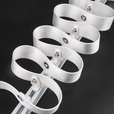 China 6.7m Length Ceiling Mounted Wave S Fold Curtain Tape Anodized Finish zu verkaufen