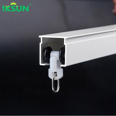 China 2.4-4.5m Flexible Stretched Curtain Rails Retractable Curtain Track For Window Te koop