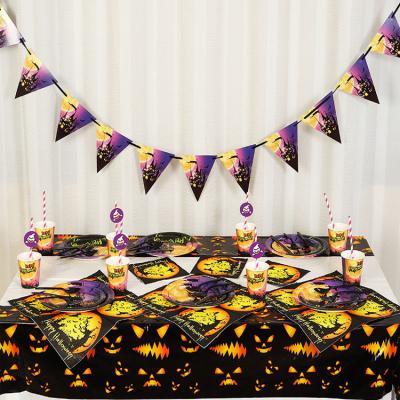 China Disposable Halloween Theme Party Decoration Tableware Supplies Event Pumpkin Castle Paper Plate Pull Flag Flag Banner Set Eco-Friendly for sale