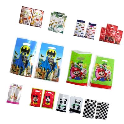 China Mario Bros Superhero Unicorn Cartoon Dinosaur Game Gift Reused Portable Plastic Bag Christmas Kids Birthday Party Supplies Materials for sale