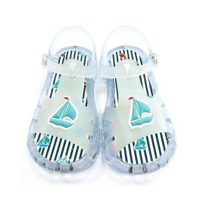 China Outdoor Kids Anti-slippery Jelly Slippers Pvc Sandals Beach Fruit Light Up Led Slippers For Kids for sale