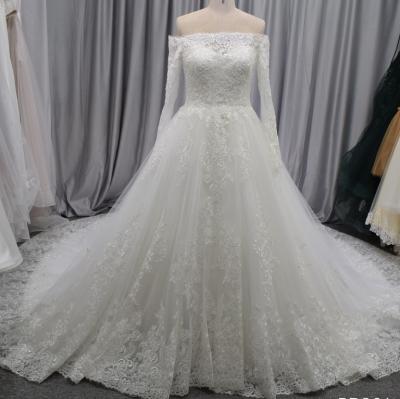 China Anti-wrinkle embroidery straight neckline long sheath bridal dress lace up applique bridal gown for sale