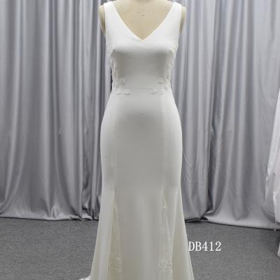 China Backless Ball Gown Wedding Dresses V-Neck Lace Wedding Shawl Anti-Static Modern Elegant Illusion Wedding Dresses for sale