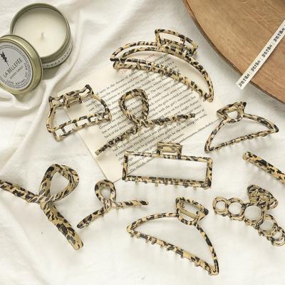 China High Quality Trendy Hairpin Hollow Metal Butterfly Korea Fashion Shark Clip Hollow Hairpin New for sale