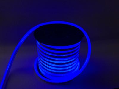 China Blaues flexibles geführtes Neonseil-Licht, super helles blaues Neonröhre-Licht SMD LED zu verkaufen