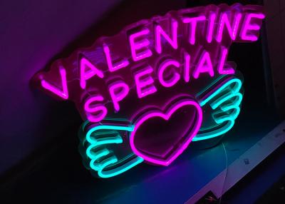 China Spezielle kundenspezifische Leuchtreklame des Valentinsgrußes super helle flexible Neonlichter für Liebhaber Paare zu verkaufen